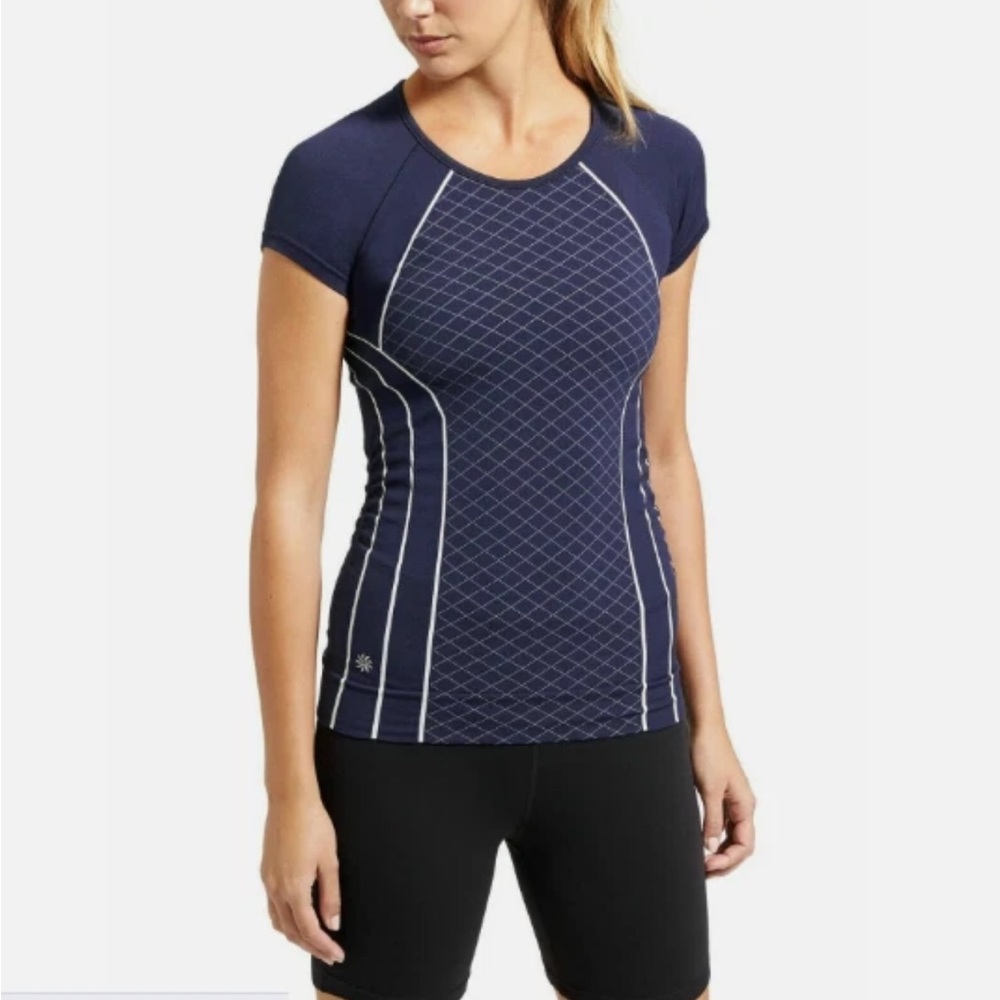 Athleta 'Fast Line' Navy White Cross Hatch Pattern Top - size Extra Small